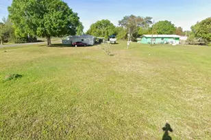 503 NE 15th Ave, Okeechobee, FL 34972 - Photo 1