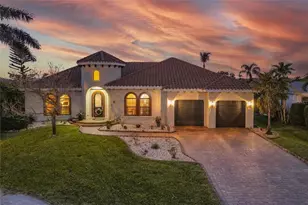 257 Lido Dr, Punta Gorda, FL 33950 - Photo 1