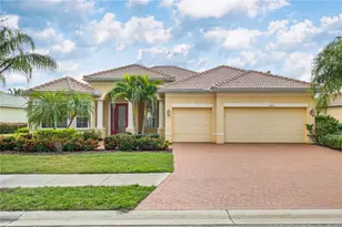 1646 Creek Nine Dr, North Port, FL 34291 - Photo 1