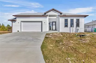 15116 Brainbridge Cir, Port Charlotte, FL 33981 - Photo 1