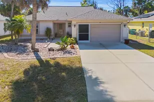 141 Kings Dr, Rotonda West, FL 33947 - Photo 1