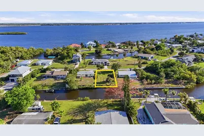 152 Danforth Drive, Punta Gorda, FL 33980 - Photo 1