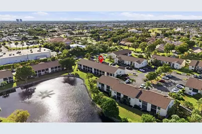 9270 Lake Park Drive #201, Fort Myers, FL 33919 - Photo 1