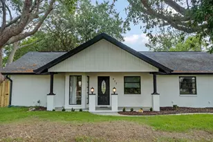 472 Colgate Rd, Venice, FL 34293 - Photo 1