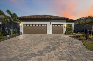 11561 Trailwood Dr, Venice, FL 34293 - Photo 1