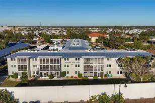 649 Tamiami Trail S, Venice, FL 34285 - Photo 1