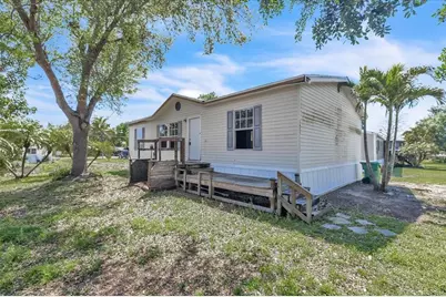 1425 Hickory Avenue, Punta Gorda, FL 33950 - Photo 1