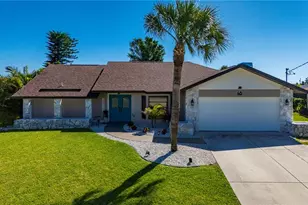 46 Bunker Ct, Rotonda West, FL 33947 - Photo 1