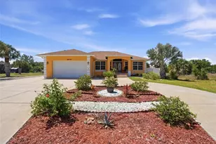 18319 Arapahoe Cir, Port Charlotte, FL 33948 - Photo 1