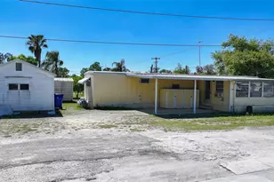 2400 San Miguel Ave, Avon Park, FL 33825 - Photo 1
