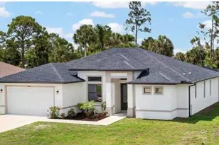 592 Rotonda Cir, Rotonda West, FL 33947 - Photo 1
