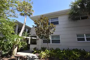 220 6th Ave N, Saint Petersburg, FL 33701 - Photo 1