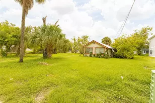 207 S Lee Ave, Arcadia, FL 34266 - Photo 1