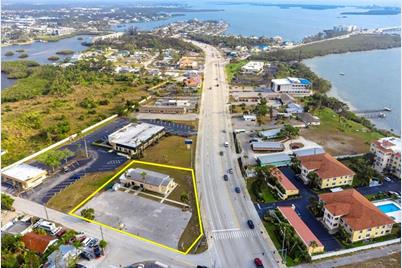 1101 S McCall Road, Englewood, FL 34223 - Photo 1