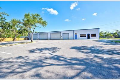 180 Artists Avenue, Englewood, FL 34223 - Photo 1