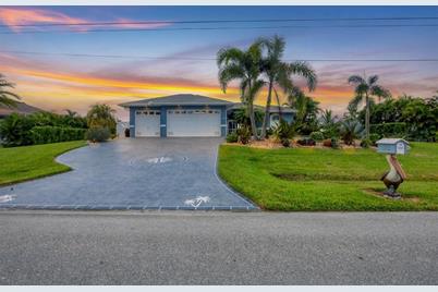 1151 Rotonda Circle, Rotonda West, FL 33947 - Photo 1