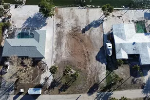 1340 Aqua View Ln, Englewood, FL 34223 - Photo 1