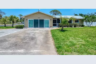 1585 Poinciana Road, Venice, FL 34293 - Photo 1