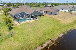 39 Medalist Ln, Rotonda West, FL 33947 - Photo 1