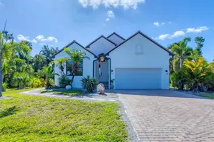 161 Haddock Dr, Rotonda West, FL 33947 - Photo 1