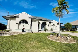 8 Sportsman Terrace, Rotonda West, FL 33947 - Photo 1