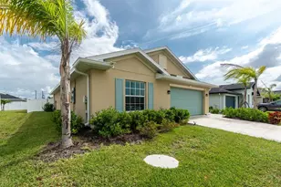 108 Oakwood Ct, Rotonda West, FL 33947 - Photo 1