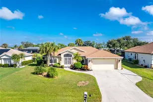 35 Sportsman Pl, Rotonda West, FL 33947 - Photo 1