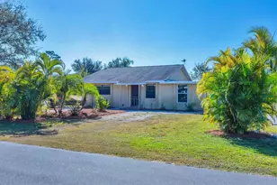 831 E 1st St, Englewood, FL 34223 - Photo 1