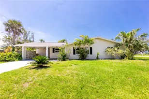 1725 Bluebird Ln, Englewood, FL 34224 - Photo 1