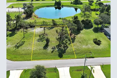 15 Clubhouse Place, Rotonda West, FL 33947 - Photo 1