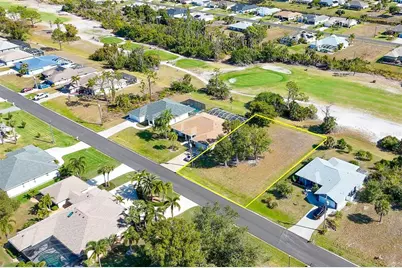 70 Pinehurst Place, Rotonda West, FL 33947 - Photo 1