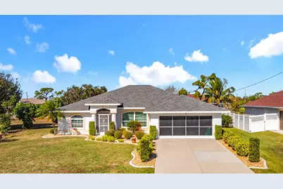 9 Medalist Lane, Rotonda West, FL 33947 - Photo 1