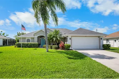 27 Mariner Lane, Rotonda West, FL 33947 - Photo 1