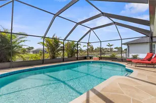 254 Mark Twain Ln, Rotonda West, FL 33947 - Photo 1