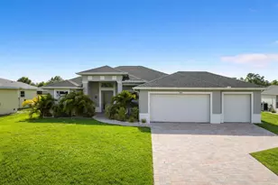 186 Fairway Rd, Rotonda West, FL 33947 - Photo 1