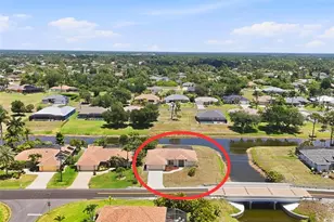 713 Rotonda Cir, Rotonda West, FL 33947 - Photo 1
