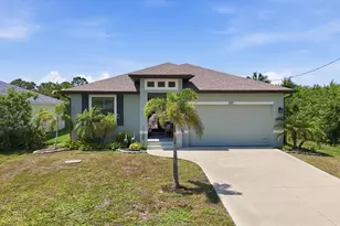 233 Baytree Dr, Rotonda West, FL 33947 - Photo 1