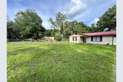 401 3rd Avenue, Satsuma, FL 32189 - Photo 1