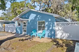 825 Magnolia Ave, Holly Hill, FL 32117 - Photo 1