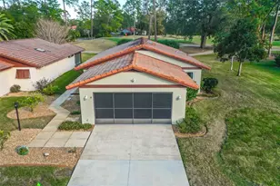 7 Lago Vista Pl, Palm Coast, FL 32164 - Photo 1