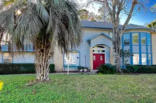 13 Ellsworth Dr, Palm Coast, FL 32164 - Photo 1