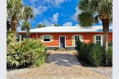 2048 S Daytona Avenue, Flagler Beach, FL 32136 - Photo 1