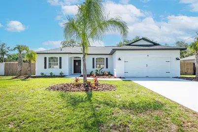 8 Zelda Court, Palm Coast, FL 32164 - Photo 1