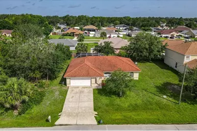 9 Big Bear Lane, Palm Coast, FL 32137 - Photo 1