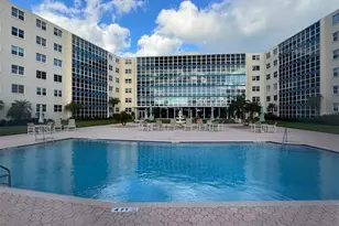 1224 S Peninsula Dr, Daytona Beach, FL 32118 - Photo 1