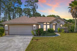 8 Riverview Pl, Palm Coast, FL 32164 - Photo 1