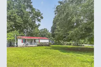 202 Clearwater Road, Satsuma, FL 32189 - Photo 1