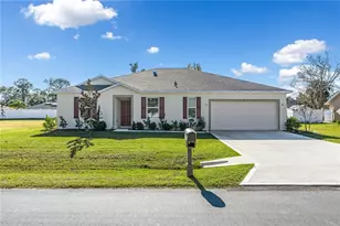 8 Bannbury Ln, Palm Coast, FL 32137 - Photo 1