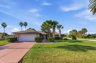 2 Clarendon Ct S, Palm Coast, FL 32137 - Photo 1