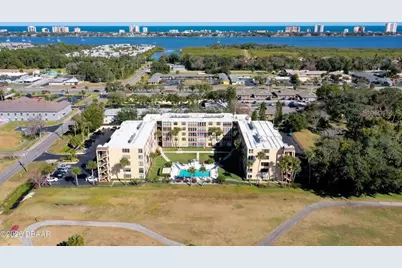 329 Wilder Boulevard #C403, Daytona Beach, FL 32114 - Photo 1